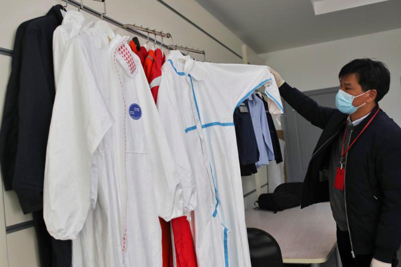 上海沒有防護(hù)服生產(chǎn)企業(yè)？誠格防護(hù)服僅5天就轉(zhuǎn)產(chǎn)！